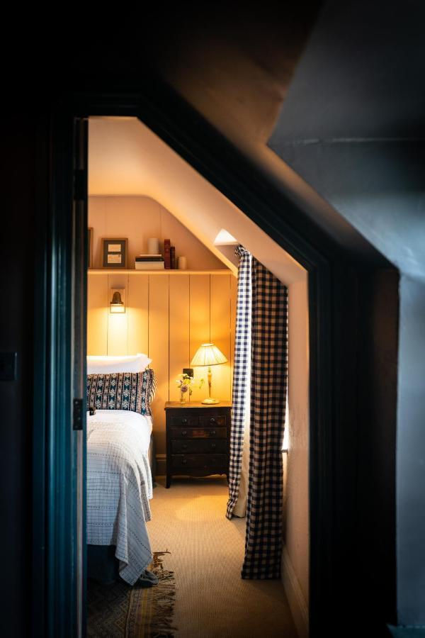 Hotel Royal Oak Ramsden Esterno foto